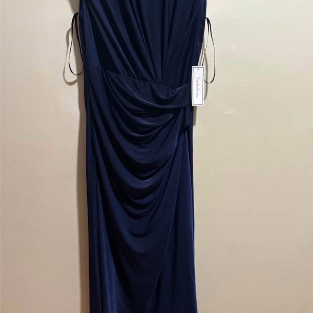Elegant Women’s Navy Blue Dress Size 2